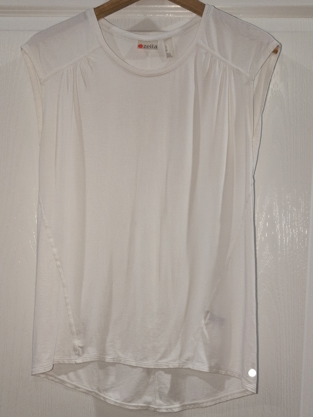 Zella Women's White Sleeveless Performance Tank